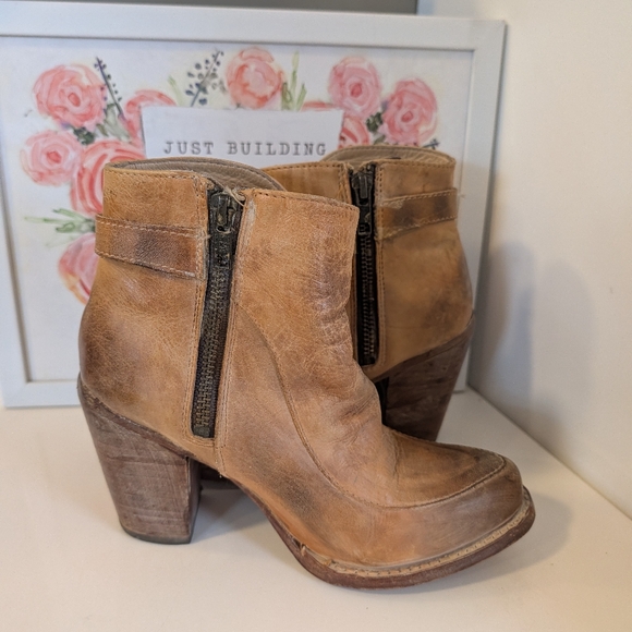 🥰GUC Bed Stu Isla Distressed Leather Zip Side Ankle Booties, Honey Tan, 6 - Picture 11 of 16
